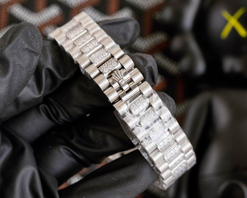 Rolex 40mm 18-Day Date  (5)